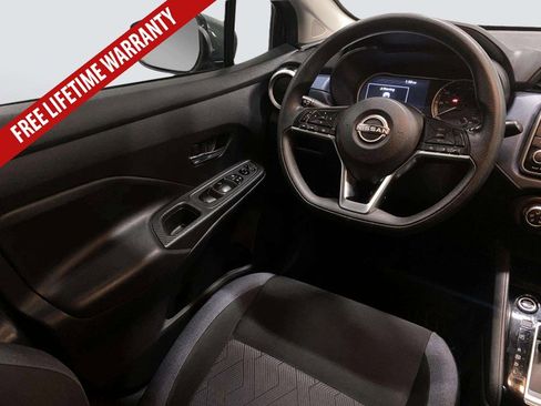 Used 2025 Nissan Versa SV w/ Trunk Package FWD image 19