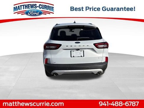 New 2026 Ford Escape SE image 5
