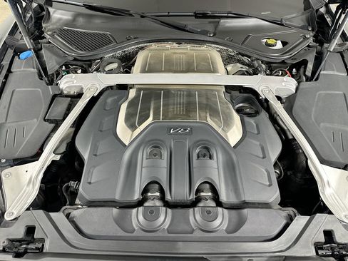 Used 2024 Bentley Flying Spur V8 AWD/4WD image 14