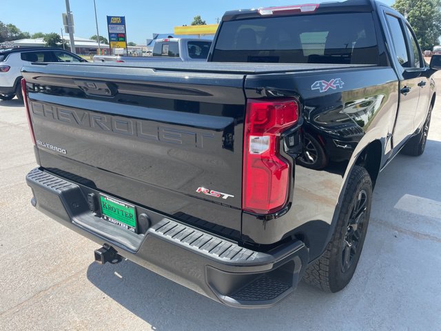Used 2023 Chevrolet Silverado 1500 RST AWD/4WD image 4