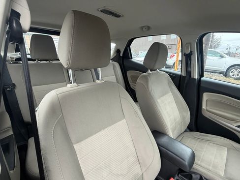 Used 2022 Ford EcoSport S image 4