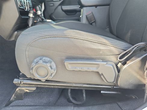 Used 2023 Jeep Wrangler Sport S image 30