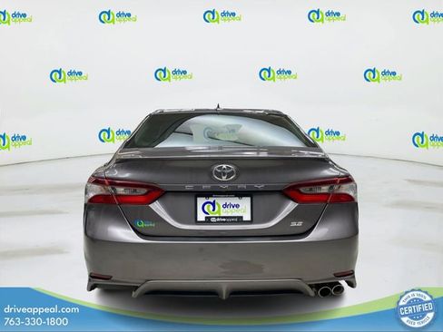 Used 2022 Toyota Camry SE FWD image 6