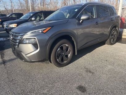 Used 2024 Nissan Rogue SV w/ SV Premium Package