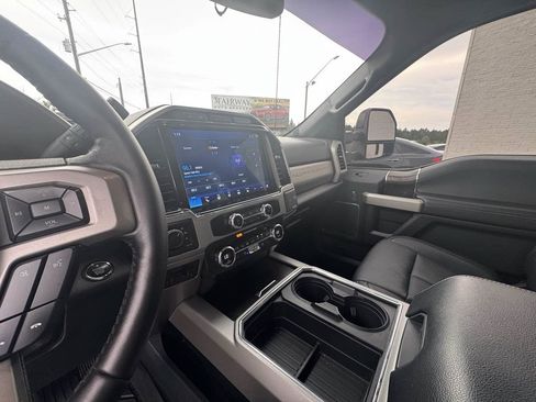 Used 2022 Ford F350 Lariat w/ Lariat Ultimate Package AWD/4WD image 19