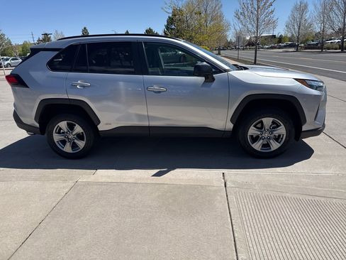 Used 2025 Toyota RAV4 LE image 4