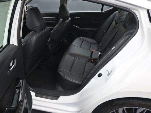 Used 2023 Nissan Altima 2.5 SL image 10