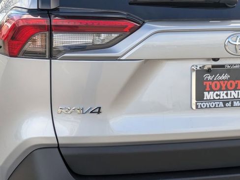 Used 2023 Toyota RAV4 LE image 9