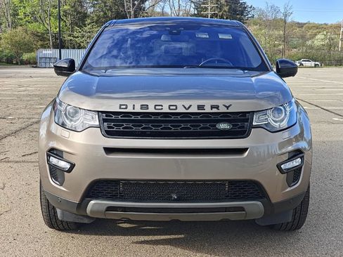 Used 2017 Land Rover Discovery Sport HSE AWD/4WD image 9