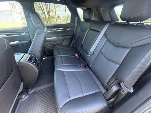 Certified 2021 Cadillac XT5 Premium Luxury AWD/4WD image 23
