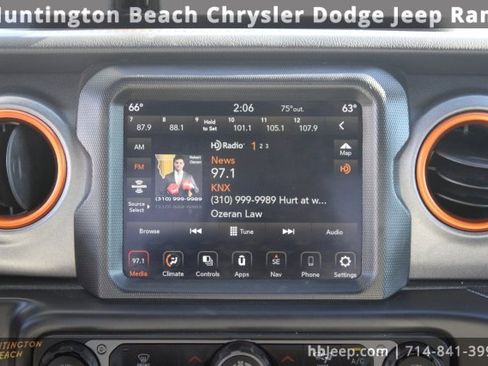 Used 2021 Jeep Gladiator Mojave image 13