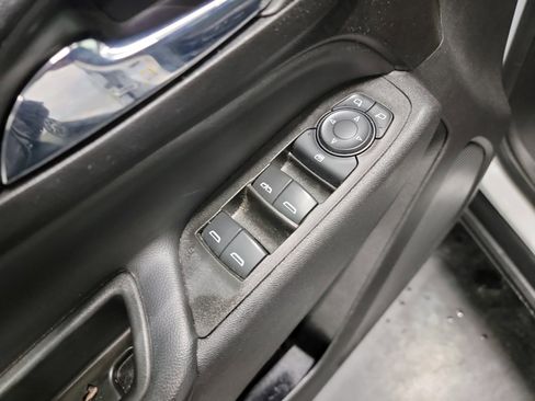 Used 2022 Chevrolet Equinox LT image 14