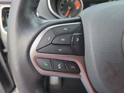 Certified 2021 Jeep Cherokee Limited AWD/4WD image 30