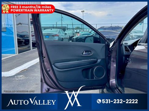 Used 2021 Honda HR-V EX image 12