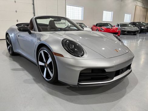 Used 2026 Porsche 911 Carrera RWD image 9