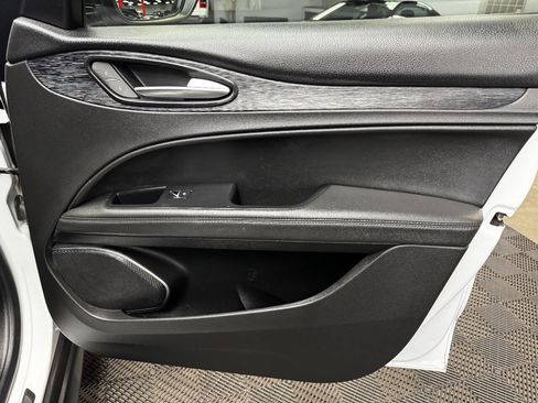 Used 2023 Alfa Romeo Stelvio Sprint image 55