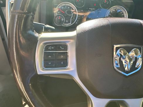 Used 2018 RAM 1500 Laramie w/ Convenience Group AWD/4WD image 12