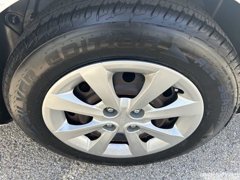 Used 2015 Kia Rio LX w/ Power Package FWD image 17