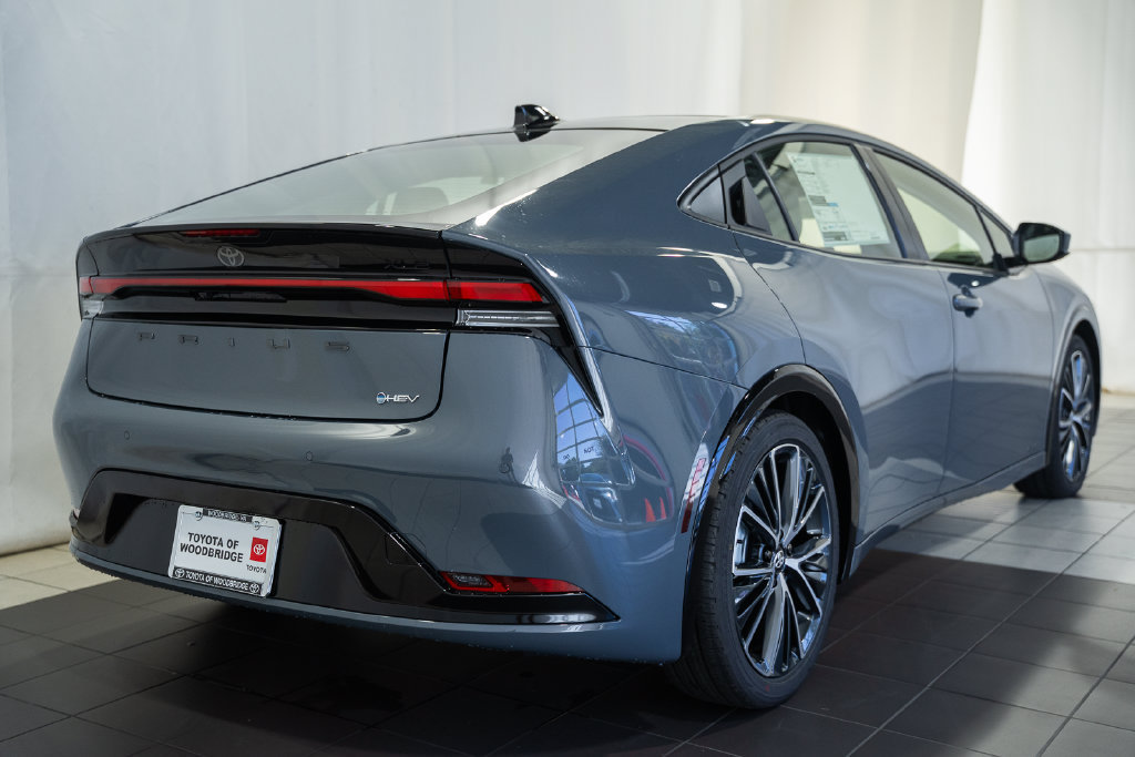 New 2027 Toyota Prius XLE AWD/4WD image 4