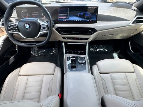 Used 2025 BMW 330i Sedan w/ Premium Package RWD image 43