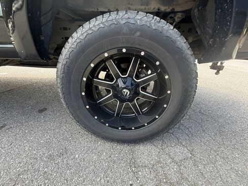 Used 2016 Ford F150 XLT w/ Equipment Group 302A Luxury AWD/4WD image 16