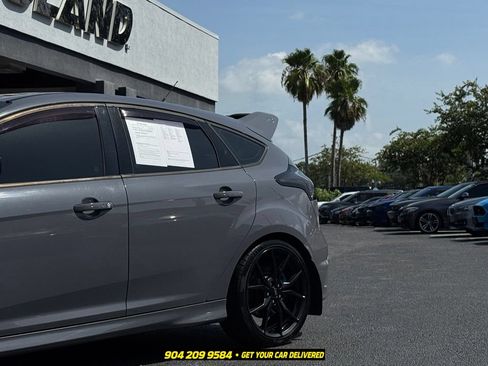 Used 2016 Ford Focus RS AWD/4WD image 3