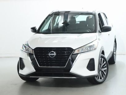Used 2022 Nissan Kicks SV