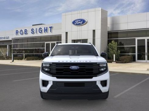 New 2025 Ford Expedition Active image 6