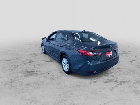 Used 2026 Toyota Camry LE FWD image 8