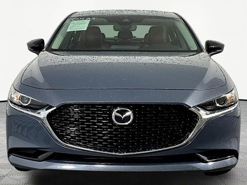 Used 2022 MAZDA MAZDA3 s FWD image 2