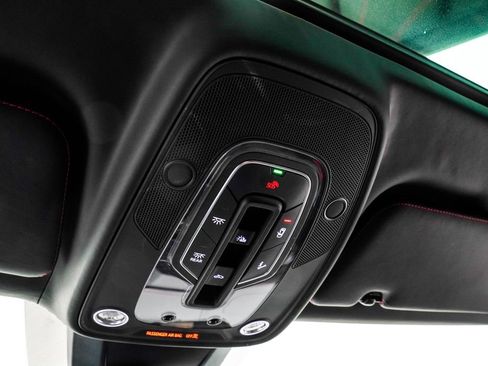 Used 2024 Lamborghini Urus Performante AWD/4WD image 37