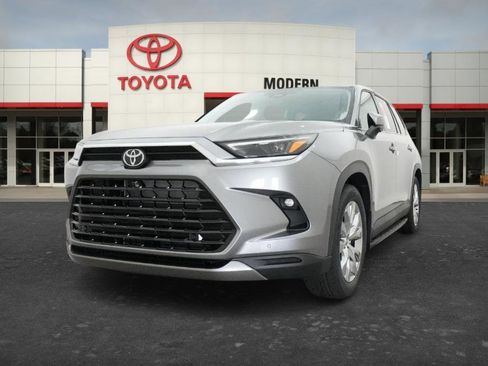 New 2026 Toyota Grand Highlander Limited image 20