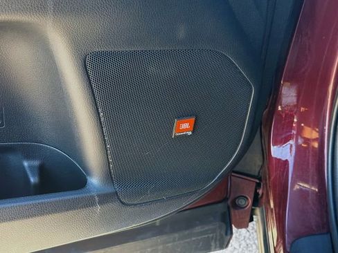 Used 2019 Toyota Highlander Limited image 25