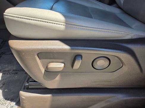 Used 2023 Chevrolet Tahoe LT image 5