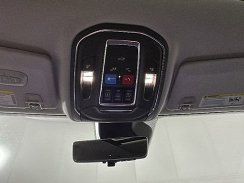 Used 2022 Jeep Grand Cherokee Limited 4xe w/ Luxury Tech Group II AWD/4WD image 26
