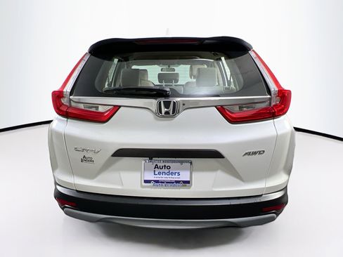 Used 2017 Honda CR-V LX image 6
