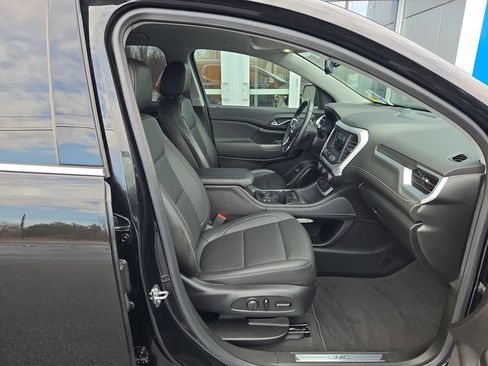 Certified 2023 GMC Acadia SLT w/ Preferred Package AWD/4WD image 18