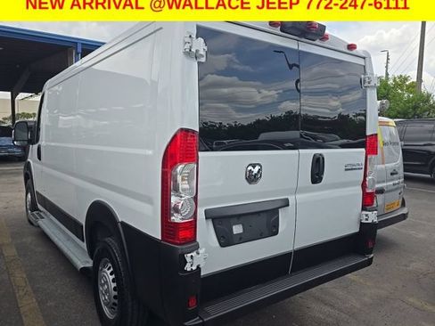 Used 2025 RAM ProMaster 2500 w/ U-Haul Equipment Group FWD image 5