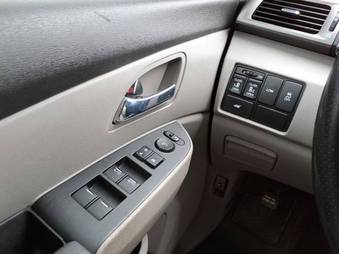 Used 2015 Honda Odyssey EX-L image 19