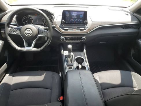 Certified 2024 Nissan Altima 2.5 SV AWD/4WD image 23