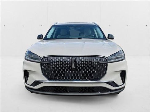 New 2025 Lincoln Aviator Reserve w/ Luxury Package image 6