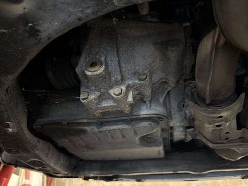 Used 1998 Toyota Sienna LE image 10