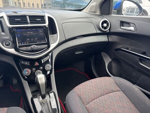 Used 2020 Chevrolet Sonic LT w/ Convenience Package image 29