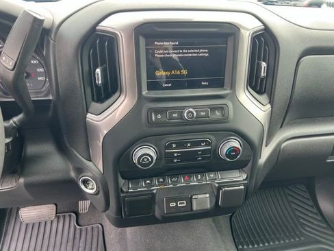 Used 2023 Chevrolet Silverado 1500 Custom image 13