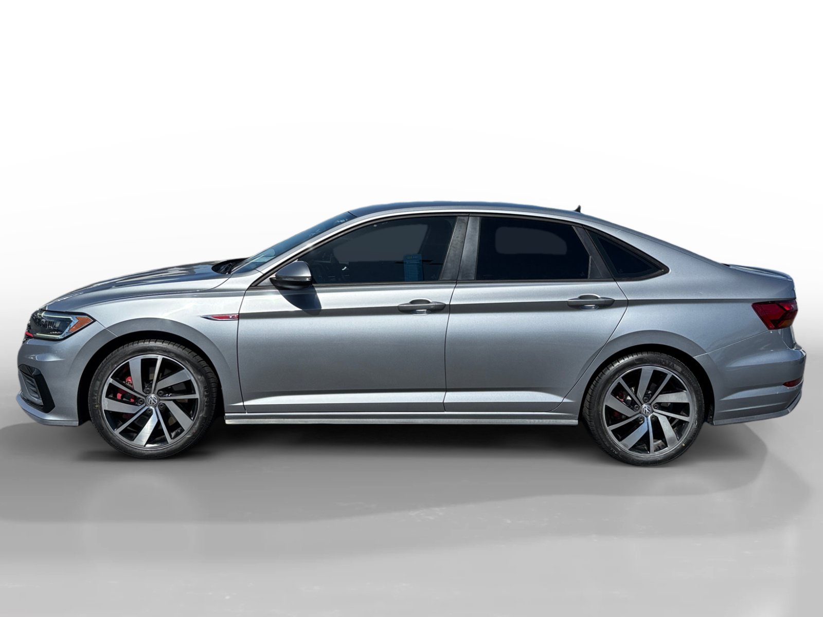Used 2019 Volkswagen Jetta GLI FWD image 2