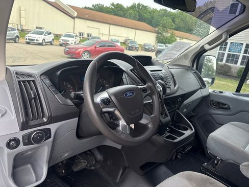 Used 2018 Ford Transit 250 T-250 image 12