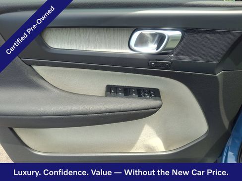 Certified 2023 Volvo XC40 B5 Plus w/ Climate Package AWD/4WD image 13