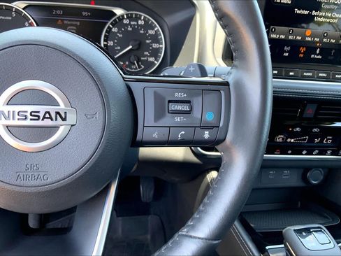 Used 2021 Nissan Rogue SL w/ Premium Package FWD image 23