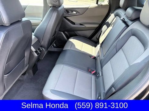 Used 2025 Chevrolet Equinox LT w/ Convenience Package II AWD/4WD image 7