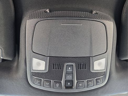 Used 2021 Ford Expedition Limited AWD/4WD image 22